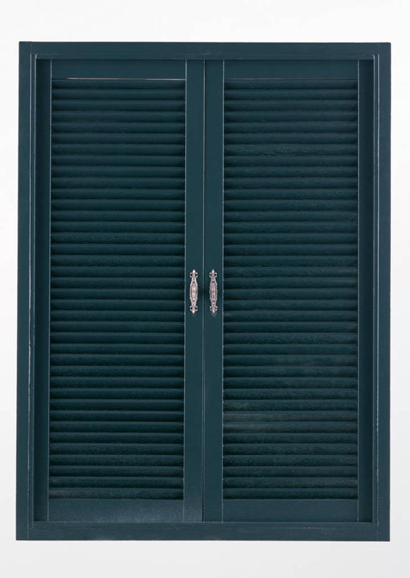 无人,竖图,室内,特写,白天,白色背景,正面,窗户,静物,金属制品,关闭,金属,木制,百叶窗,绿色,把手,木制品,摄影,影棚,封闭,一扇,拉手,彩图,影棚拍摄,拍摄