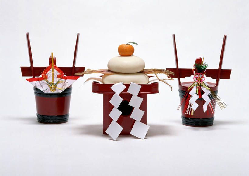 无人,横图,室内,特写,白天,白色背景,正面,柑橘,水果,春节,阴影,节日,庆祝,新鲜,艺术,反射,木桶,桶,影子,手工艺品,生食,食品,年糕,果实,艺术品,文化,食物,容器,纸片,工艺品,祈祷,庆典,许愿,摄影,有机食品,绿色食品,影棚,纪念,储藏,祈求,祭祀,镜饼,高雅,储存,自信心,品位,花纸绳,日本水引,日本水引绣,水引绣,柑桔,平安,橘子,桔子,彩图,影棚拍摄,拍摄,大红蜜橘,大红袍,红橘,黄橘,宽皮橘,贮存,传统文化