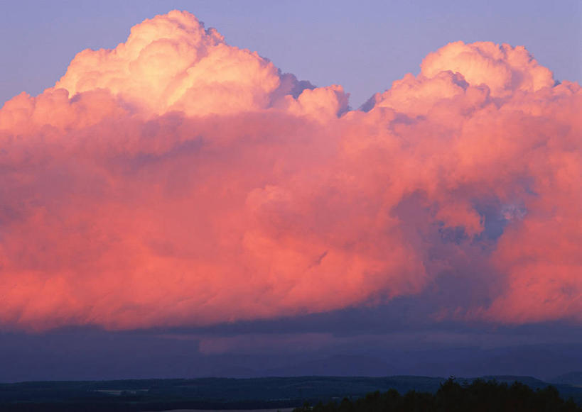 无人,横图,室外,白天,正面,旅游,度假,美景,日落,北海道,日本,亚洲,阴影,光线,影子,地平线,景观,晚霞,霞光,落日,辽阔,地面,背光,娱乐,阳光,自然,黄昏,享受,休闲,广阔,景色,彩霞,放松,一望无际,自然风光,延伸,逆光,东亚,日本国,天地相交,北海道地方,北海道岛,美瑛町,美瑛,道北,无边无际,一马平川,夕照,薄暮,夕阳,彩图,傍晚,上川郡,斜阳,上川支厅