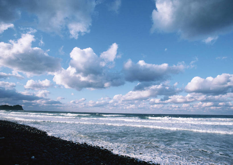 无人,横图,全景,室外,白天,正面,旅游,度假,海浪,海洋,美景,沙滩,东京,日本,亚洲,阴影,光线,沙子,影子,海岸,景观,浪花,水平线,云,云朵,辽阔,海平线,沙地,云彩,娱乐,蓝色,白云,蓝天,天空,阳光,自然,海水,天,享受,休闲,广阔,景色,放松,晴朗,一望无际,自然风光,海景,东亚,本州,关东地方,本州岛,日本国,东京都,无边无际,一马平川,小笠原群岛,小笠原村,小笠原支厅,大海,风浪,海,海水的波动,海滩,近岸浪,涌浪,晴空,彩图,水天相接,水天一线