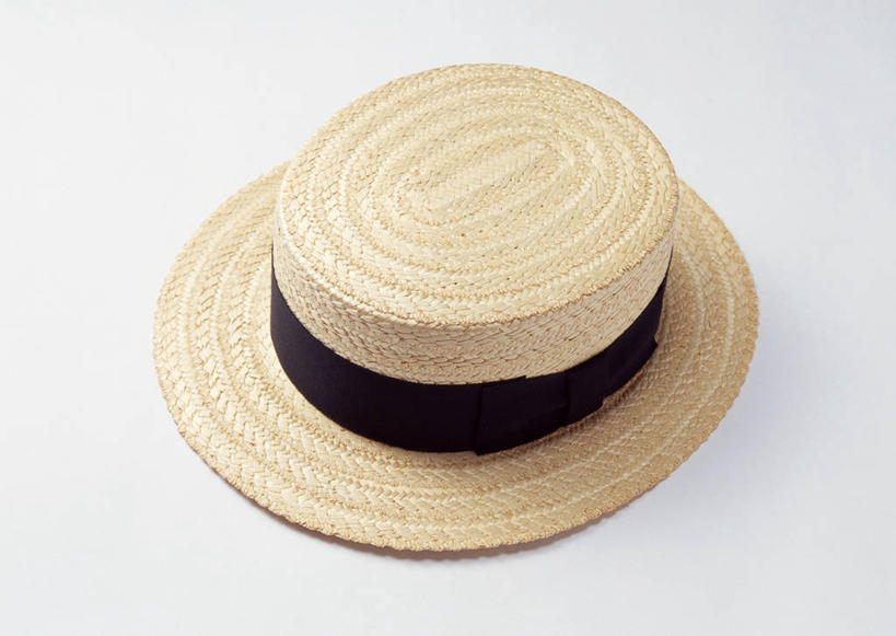 无人,横图,俯视,室内,特写,白天,白色背景,静物,帽子,阴影,反射,草帽,影子,摄影,影棚,一顶,彩图,高角度拍摄,影棚拍摄,拍摄