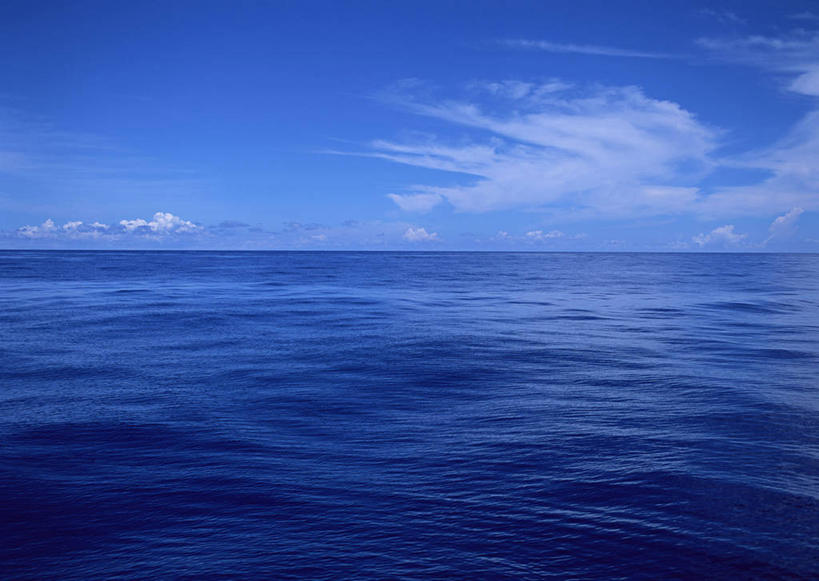 无人,横图,全景,室外,白天,正面,旅游,度假,海浪,海洋,美景,天际线,日本,亚洲,阴影,光线,影子,景观,浪花,水平线,云,云朵,辽阔,海平线,云彩,娱乐,冲绳,蓝色,白云,蓝天,天空,阳光,自然,海水,天,享受,休闲,广阔,景色,放松,晴朗,一望无际,冲绳县,自然风光,海景,东亚,琉球群岛,日本国,九州地方,无边无际,一马平川,冲绳群岛,大海,风浪,海,海水的波动,近岸浪,涌浪,晴空,彩图,水天相接,水天一线