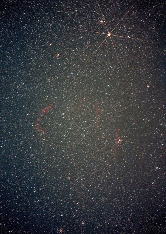 无人,竖图,室外,夜晚,正面,探险,神秘,宇宙,极光,星空,夜景,科学,太空,星球,星云,辉煌,浪漫,美丽,自然,灿烂,探索,星系,气象,发现,华丽,天体,美好,神奇,星体,天文学,外太空,绚烂,光耀,极光带,极光弧,极光幔,极光芒,极光片,星夜,夜空,彩图