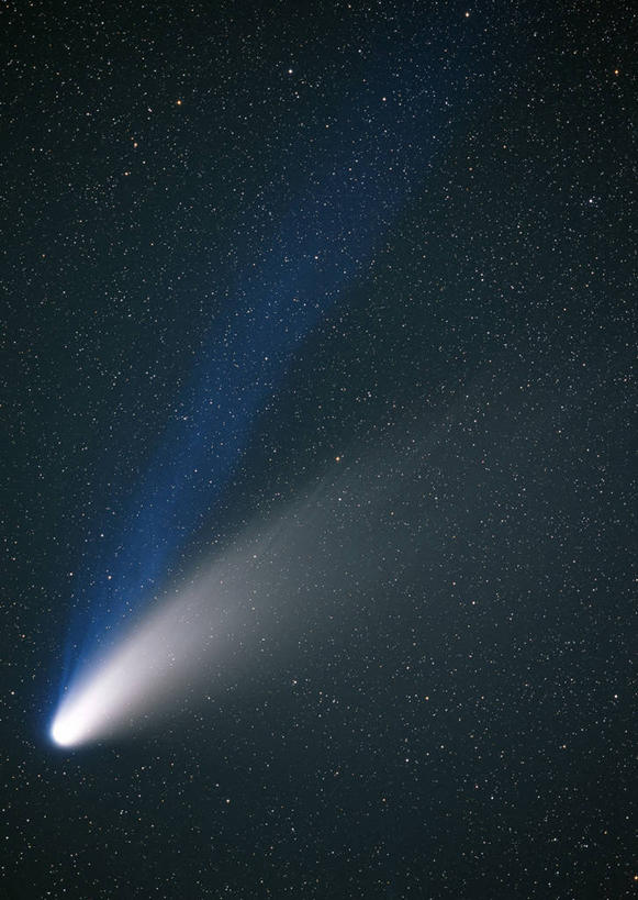 无人,竖图,室外,夜晚,正面,探险,神秘,宇宙,极光,流星,美景,星空,夜景,科学,太空,景观,辉煌,浪漫,美丽,文化,自然,祈祷,灿烂,景色,探索,许愿,海尔波普彗星,彗星,气象,发现,华丽,祈求,天体,美好,天文,神奇,天文学,外太空,绚烂,光耀,极光带,极光弧,极光幔,极光芒,极光片,扫把星,扫帚星,流星雨,星夜,夜空,彩图,海尔.波普彗星