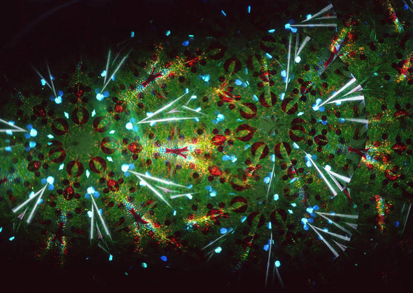 无人,横图,彩色,室内,特写,白天,正面,抽象,游戏,数码,科技,玩具,万花筒,阴影,黑色背景,花纹,光线,网络,影子,高光,几何,计算机图形,玩,合成,娱乐,休闲,夸张,益智,刺眼,活动,耀眼,五颜六色,虚幻,色彩斑斓,电脑合成图,数码合成图,合成图,发泄,消遣,智力,五彩缤纷,宣泄,深奥,五彩斑斓,刺目,扎眼,空幻,五光十色,玩耍,嬉戏,彩图,光学玩具