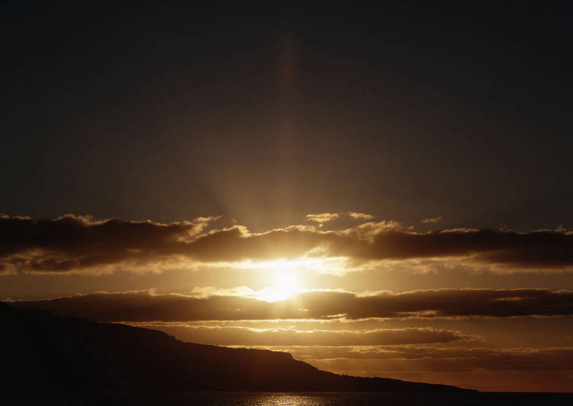 无人,横图,室外,特写,白天,仰视,美景,日落,阴影,光线,影子,景观,晚霞,霞光,落日,阳光,自然,黄昏,景色,彩霞,自然风光,夕照,薄暮,夕阳,彩图,低角度拍摄,傍晚,斜阳