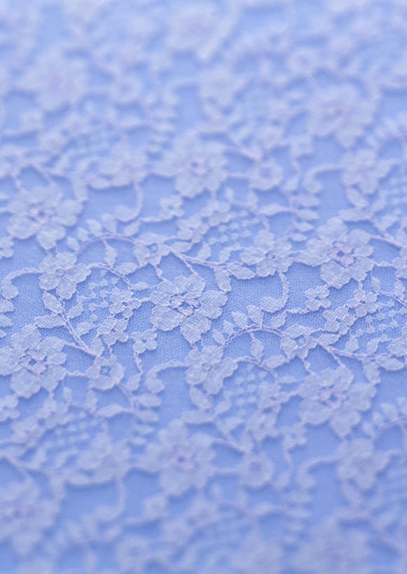 无人,竖图,室内,特写,白天,正面,静物,一块,花纹,装饰,透明,纹路,布,图案,纹理,花边,布纹,蓝色,华丽,修饰,布匹,点缀,肌理,衬托,美观,雅致,雅观,抽纱,理智,沉静,冷色,高深,冷淡,彩图