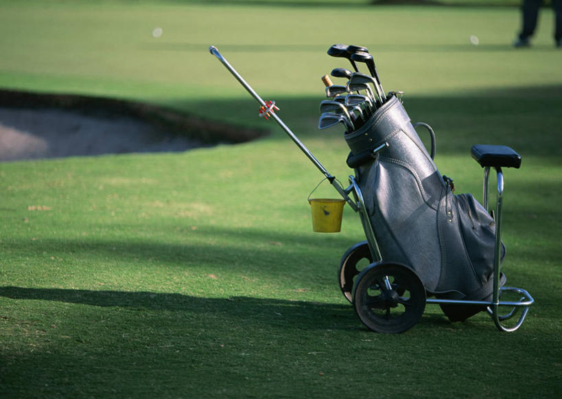 无人,横图,室外,白天,正面,旅游,度假,草地,草坪,美景,植物,阴影,光线,高尔夫,高尔夫球,影子,景观,球场,娱乐,高尔夫球场,草,绿色,阳光,自然,享受,休闲,景色,放松,高尔夫球杆,自然风光,绿茵场,高尔夫运动,高尔夫球具,高尔夫球杆包,高尔夫拉杆箱,高尔夫拉杆包,高尔夫球运动,彩图