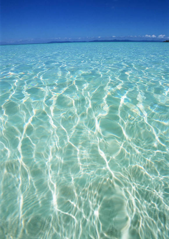 无人,竖图,室外,白天,正面,旅游,度假,海浪,海洋,美景,日本,亚洲,阴影,光线,影子,景观,浪花,水平线,云,云朵,辽阔,海平线,云彩,娱乐,冲绳,蓝色,白云,蓝天,天空,阳光,自然,海水,天,享受,休闲,广阔,景色,放松,晴朗,一望无际,冲绳县,自然风光,海景,东亚,琉球群岛,日本国,九州地方,八重山群岛,无边无际,一马平川,大海,风浪,海,海水的波动,近岸浪,涌浪,晴空,彩图,竹富町,八重山郡,水天相接,水天一线