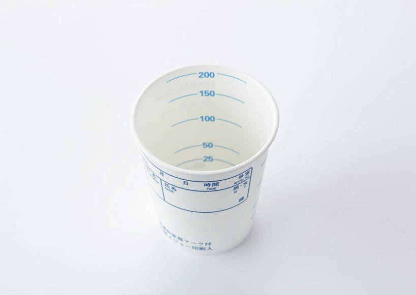 无人,横图,俯视,室内,特写,白天,白色背景,静物,杯子,阴影,反射,线条,影子,一个,纸制品,摄影,影棚,单个,纸杯,手术,一次性杯子,彩图,高角度拍摄,影棚拍摄,拍摄