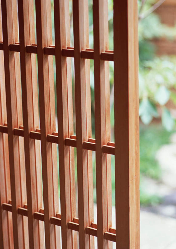 无人,家,竖图,室内,特写,白天,正面,植物,房间,家具,门,拉门,朦胧,模糊,日本文化,方格,格子,屋子,和室,古典,文化,移门,楼房,住宅,树,树木,绿色,自然,日式,生长,成长,障子,纸门,拉窗,纸拉窗,纸拉门,彩图,房子,传统文化