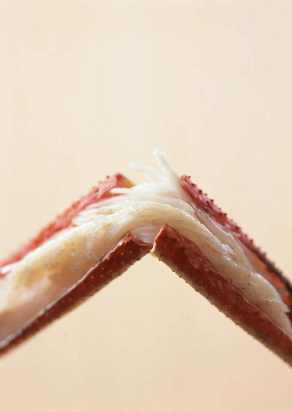 海鲜,无人,竖图,室内,特写,白天,正面,阴影,反射,影子,帝王蟹,蟹肉,水产,海洋生物,摄影,影棚,水生动物,海产品,水生物,海底动物,皇帝蟹,彩图,影棚拍摄,拍摄