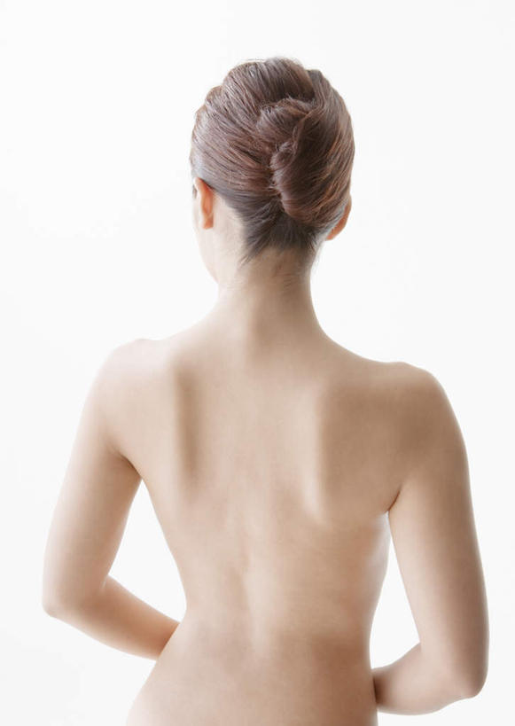 东方人,一个人,站,竖图,室内,白天,白色背景,亚洲,仅一个年轻女性,仅一个女性,仅一个人,黄种人,裸露,背面,站着,摄影,影棚,赤裸,裸,年轻女性,女人,女性,亚洲人,站立,半身,彩图,影棚拍摄,拍摄