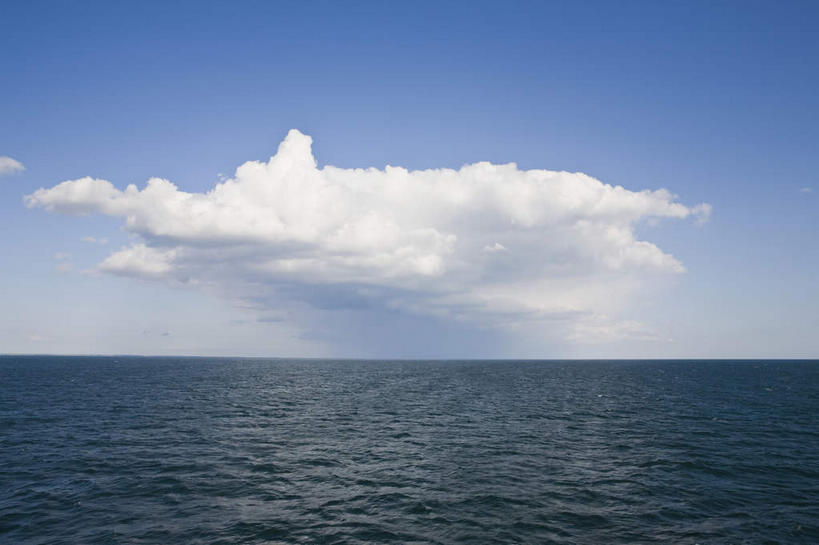 无人,横图,室外,白天,正面,旅游,度假,海浪,海洋,美景,美国,阴影,光线,影子,景观,浪花,水平线,云,云朵,辽阔,海平线,云彩,娱乐,蓝色,白云,蓝天,天空,阳光,自然,海水,天,享受,休闲,广阔,景色,放松,晴朗,一望无际,北美,北美洲,自然风光,美洲,海景,马萨诸塞州,麻州,麻省,马萨诸塞,麻塞诸塞,老殖民地,海湾之州,北亚美利加洲,亚美利加洲,无边无际,一马平川,大海,风浪,海,海水的波动,近岸浪,涌浪,晴空,彩图,水天相接,水天一线