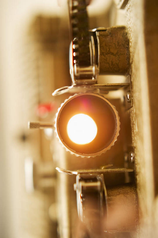 无人,竖图,室内,特写,白天,正面,机器,静物,阴影,朦胧,模糊,光线,影子,灯光,设备,机械,摄影,影棚,古董,声音,影像,装置,古玩,放映机,电影胶片,电影胶片盘,胶片盘,电影放映机,彩图,影棚拍摄,拍摄