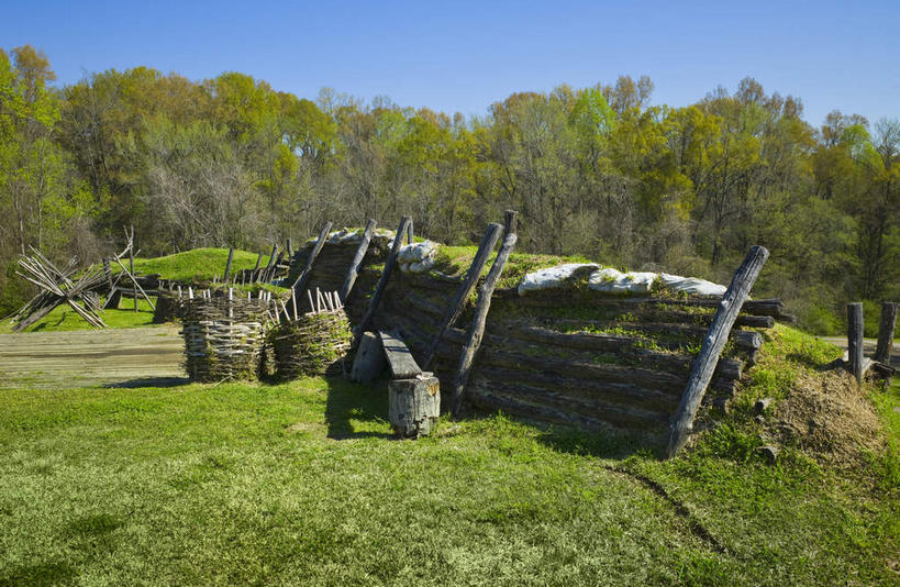 无人,公园,横图,室外,白天,正面,旅游,度假,草地,草坪,美景,植物,城市,美国,景观,娱乐,草,树,树木,蓝色,绿色,蓝天,天空,自然,天,享受,休闲,景色,放松,生长,晴朗,成长,北美,北美洲,自然风光,美洲,万里无云,密西西比州,北亚美利加洲,亚美利加洲,密西西比,木兰之州,维克斯堡,斯堡,维克斯堡国家军事公园,晴空,晴空万里,彩图