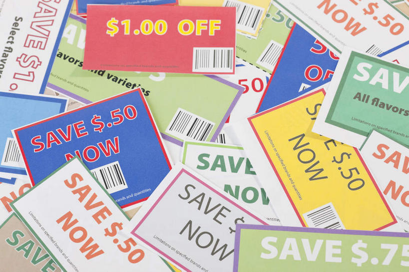 无人,横图,俯视,室内,特写,白天,电子,静物,许多,朦胧,模糊,信息,英文,标签,标志,符号,数字,文字,字符,字母,很多,标识,摄影,阿拉伯数字,影棚,英文字母,条形码,编码,条码,折扣,彩图,高角度拍摄,影棚拍摄,拍摄,商业,优惠,优惠券,优待券,券