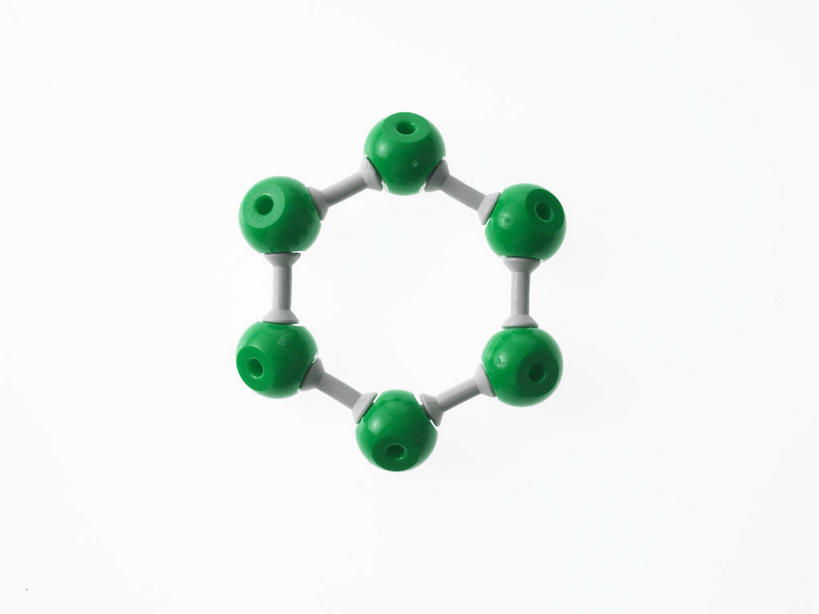 无人,横图,室内,特写,白天,白色背景,正面,静物,一排,阴影,整齐,反射,影子,排列,绿色,模型,摄影,影棚,分子结构,队列,分子几何,分子立体结构,分子形状,彩图,影棚拍摄,拍摄