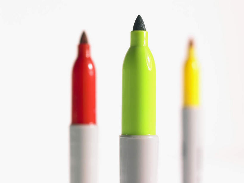 无人,横图,室内,特写,白天,白色背景,正面,静物,笔,办公用品,文具,黄色,红色,绿色,记号笔,学习用品,摄影,影棚,马克笔,麦克笔,文具用品,彩图,影棚拍摄,拍摄