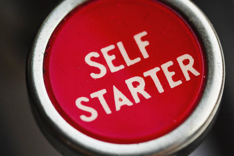 无人,横图,室内,特写,白天,正面,汽车,静物,英文,圆形,标志,图形,文字,圆,字符,字母,几何,标识,车,红色,交通工具,轿车,英文字母,载具,彩图,几何图形,平面图形