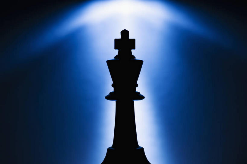 无人,横图,室内,特写,白天,正面,游戏,快乐,比赛,竞争,静物,阴影,光线,影子,灯光,一颗,背光,玩,娱乐,象棋,休闲,棋子,棋盘,国际象棋,益智,摄影,影棚,活动,国王,发泄,消遣,智力,逆光,宣泄,玩耍,嬉戏,彩图,影棚拍摄,拍摄,王