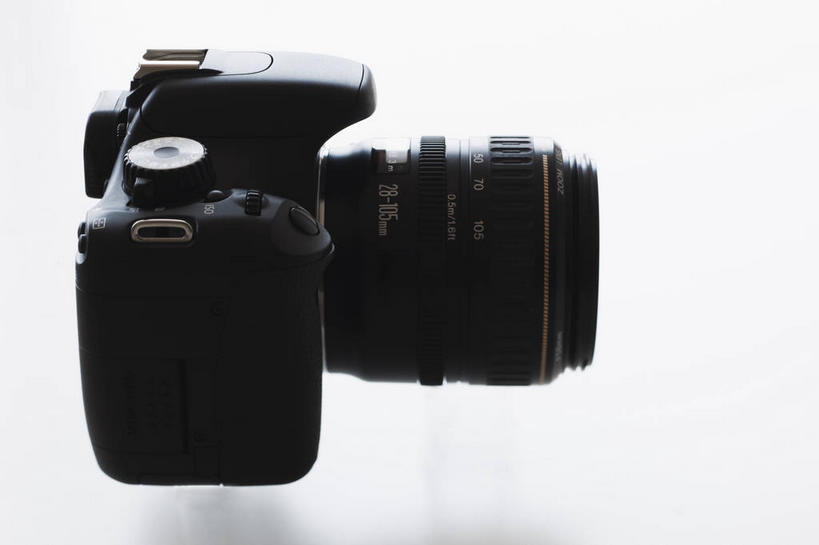 无人,横图,室内,特写,白天,白色背景,正面,静物,相机,一个,拍照,黑色,数码相机,单反,摄影,影棚,单个,单反相机,照相机,彩图,影棚拍摄,拍摄,照相