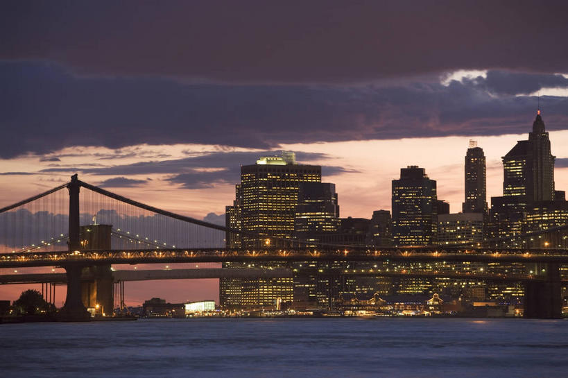 无人,高楼大厦,横图,室外,白天,正面,度假,办公楼,河流,美景,日落,水,城市风光,城市,大桥,大厦,建筑,立交桥,路灯,摩天大楼,桥梁,写字楼,照明,纽约,美国,阴影,光线,影子,河水,景观,水流,晚霞,霞光,落日,高架,斜拉桥,桥,灯光,曼哈顿,背光,娱乐,灯,黄昏,楼宇,享受,休闲,商务楼,景色,彩霞,放松,照亮,北美,北美洲,照明设备,美洲,逆光,纽约州,帝国之州,帝国州,北亚美利加洲,亚美利加洲,威廉斯堡,夕照,薄暮,布鲁克林,布鲁克林区,夕阳,彩图,傍晚,大楼,高层建筑,高楼,摩天楼,威廉斯堡大桥,曼哈顿下城,曼哈顿岛,斜阳