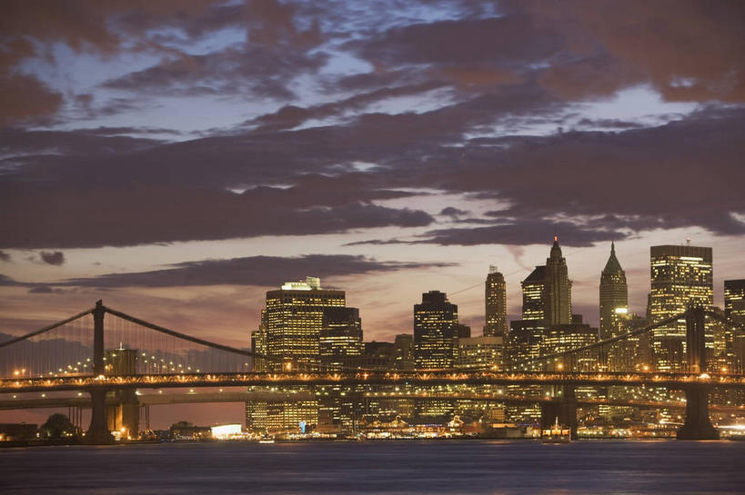 无人,高楼大厦,横图,全景,室外,白天,正面,度假,办公楼,河流,美景,日落,水,天际线,城市风光,城市,大桥,大厦,建筑,立交桥,路灯,摩天大楼,桥梁,写字楼,照明,纽约,美国,阴影,光线,影子,河水,景观,水流,晚霞,霞光,落日,高架,斜拉桥,桥,灯光,曼哈顿,背光,娱乐,灯,黄昏,楼宇,享受,休闲,商务楼,景色,彩霞,放松,照亮,北美,北美洲,照明设备,美洲,逆光,纽约州,帝国之州,帝国州,北亚美利加洲,亚美利加洲,威廉斯堡,夕照,薄暮,布鲁克林,布鲁克林区,夕阳,彩图,傍晚,大楼,高层建筑,高楼,摩天楼,威廉斯堡大桥,曼哈顿下城,曼哈顿岛,斜阳