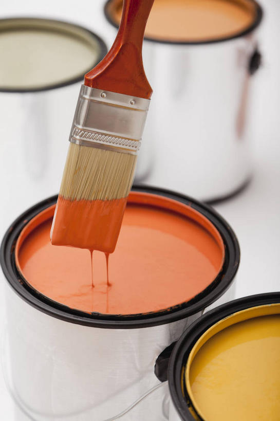 无人,竖图,俯视,室内,特写,白天,白色背景,装修,金属制品,装饰,金属,材料,罐子,装潢,一个,黄色,粉刷,瓶子,刷子,四个,橙色,米色,摄影,影棚,单个,油漆,保护,涂料,彩图,高角度拍摄,影棚拍摄,拍摄