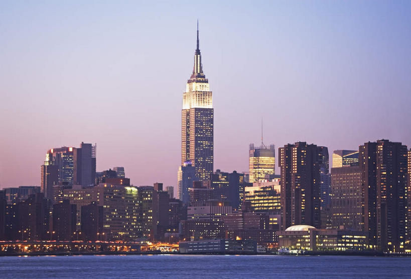 无人,高楼大厦,横图,全景,室外,白天,正面,旅游,度假,河流,日落,水,天际线,标志建筑,城市,大厦,地标,建筑,摩天大楼,纽约,美国,河水,水流,晚霞,霞光,落日,曼哈顿,娱乐,建设,黄昏,享受,休闲,旅游胜地,彩霞,放松,北美,北美洲,美洲,帝国大厦,纽约州,帝国之州,帝国州,北亚美利加洲,亚美利加洲,帝国州大厦,夕照,夕阳,彩图,大楼,高层建筑,高楼,摩天楼,曼哈顿岛,斜阳