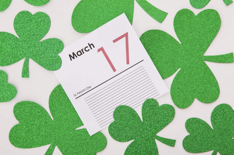 无人,横图,俯视,室内,特写,白天,白色背景,爱情,自由,幸福,叶子,台历,许多,节日,庆祝,时间,三叶草,绿叶,很多,计时,文化,绿色,庆典,嫩叶,摄影,影棚,纪念,希望,日期,和平,车轴草,苜蓿,统一,圣.帕特里克节,圣帕特里克节,团结,叶,叶片,日历,彩图,高角度拍摄,影棚拍摄,拍摄