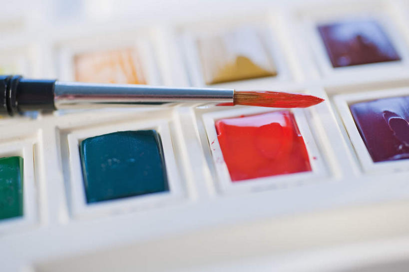 无人,横图,俯视,彩色,室内,特写,白天,桌面,桌子,静物,阴影,反射,木制,笔,材料,影子,塑料,办公用品,文具,画笔,木制品,塑料制品,学习用品,五颜六色,调色盘,保护,文具用品,涂料,色彩斑斓,一支,调色板,五彩缤纷,五彩斑斓,五光十色,画具,彩图,高角度拍摄