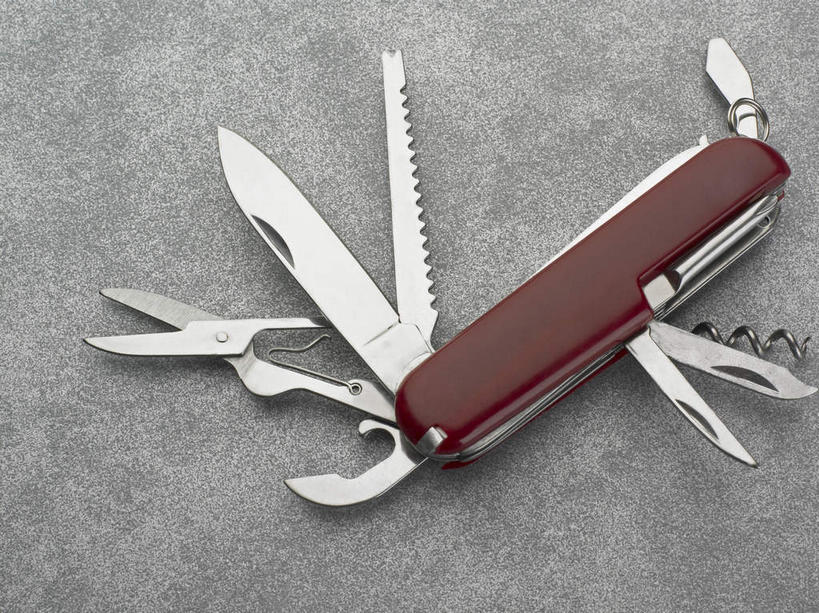 无人,横图,俯视,室内,特写,白天,静物,金属制品,一把,灰色背景,金属,便当,刀具,刀,便捷,摄影,军刀,影棚,便利,瑞士军刀,方便,瑞士刀,彩图,高角度拍摄,影棚拍摄,拍摄