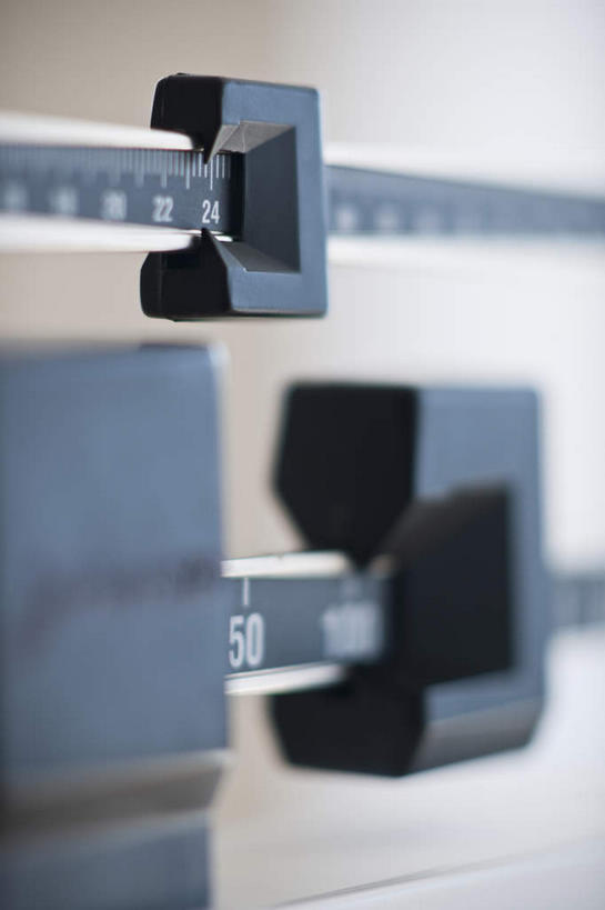 无人,竖图,室内,特写,白天,正面,仪器,静物,朦胧,模糊,标志,数字,文字,字符,标识,摄影,阿拉伯数字,影棚,一台,衡量,计量,台秤,衡器,秤,彩图,影棚拍摄,拍摄