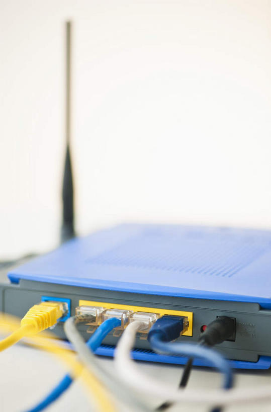 无人,竖图,室内,特写,白天,白色背景,正面,通讯,数据,天线,科技,静物,一排,许多,阴影,朦胧,模糊,整齐,反射,传输,网络,信息,影子,通讯设备,排列,通信,创意,摄影,影棚,网线,队列,通信设备,水晶头,路由器,线缆,彩图,影棚拍摄,拍摄,网关设备