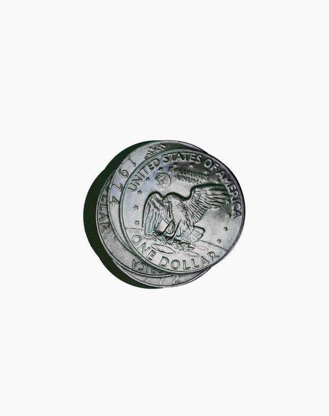 无人,竖图,室内,特写,白天,白色背景,正面,钱,美元,静物,阴影,反射,钱币,影子,一个,金融,摄影,影棚,经济,单个,流通,贸易,货币,现金,硬币,彩图,影棚拍摄,拍摄