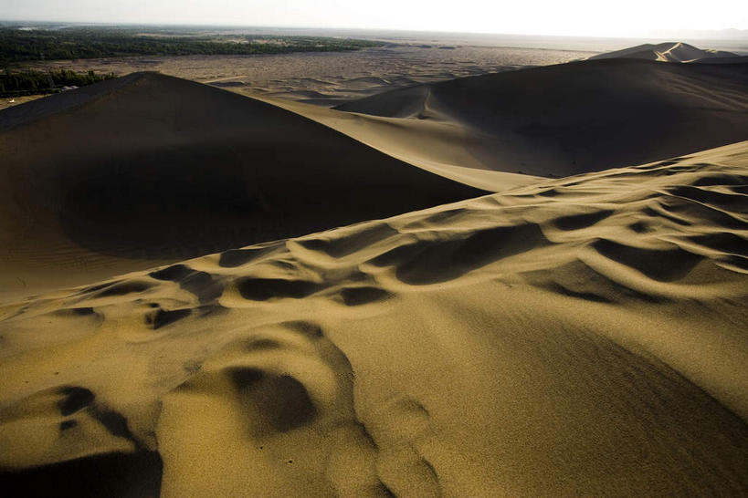无人,横图,俯视,室外,白天,旅游,度假,美景,沙漠,中国,亚洲,阴影,光线,纹路,纹理,影子,景观,褐色,娱乐,天空,阳光,自然,天,享受,休闲,景色,放松,自然风光,东亚,甘肃,甘肃省,肌理,中华人民共和国,西北地区,甘,大漠,砂漠,彩图,高角度拍摄
