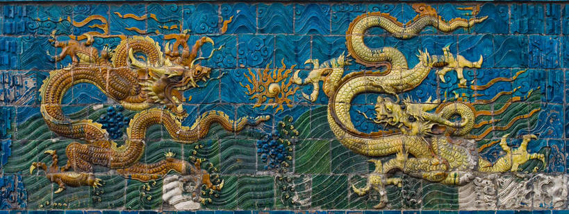 无人,公园,横图,室外,白天,正面,旅游,度假,成功,标志建筑,地标,建筑,雕塑,北海公园,北京,中国,亚洲,两条,飞翔,艺术,装饰,飞行,龙,雕刻,雕像,墙,首都,翱翔,注视,娱乐,建设,飞,墙壁,墙面,黄色,工艺品,观察,看,享受,休闲,旅游胜地,放松,观看,纪念,美术,察看,高贵,关注,主题,图腾,传说,陈列,东亚,中华人民共和国,北京市,京,北平,华北地区,功能,美学,祥瑞,灵兽,权势,尊荣,九龙壁,北海九龙壁,北京北海公园,北京北海公园九龙壁,幸运,彩图,全身