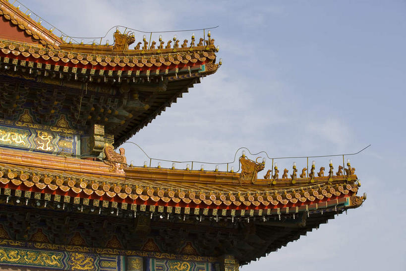 无人,天安门,宫殿,横图,室外,白天,仰视,旅游,度假,名胜古迹,标志建筑,地标,建筑,北京,天安门广场,中国,亚洲,阴影,遗迹,光线,纹路,瓦片,纹理,影子,屋檐,云,云朵,褐色,首都,云彩,古迹,文物,娱乐,建设,古建筑,檐,蓝色,白云,蓝天,天空,阳光,天,享受,休闲,旅游胜地,放松,晴朗,宫廷,古文明,东亚,肌理,中华人民共和国,东城区,北京市,京,北平,华北地区,天安门城楼,王宫,晴空,彩图,低角度拍摄,皇宫,承天门