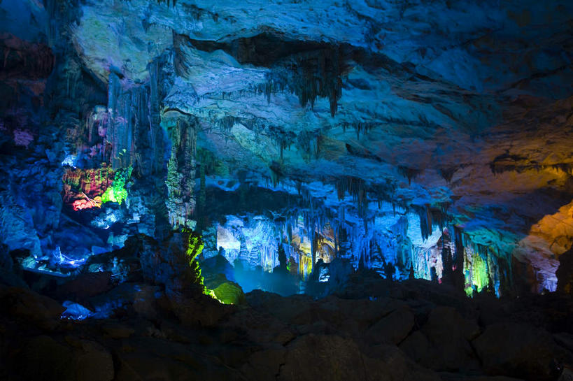 无人,横图,彩色,室内,白天,正面,旅游,度假,石头,美景,霓虹灯,桂林,中国,亚洲,阴影,光线,纹路,石子,纹理,影子,洞,景观,灯光,七彩,喀斯特,娱乐,光源,霓虹,灯,红色,蓝色,自然,享受,休闲,景色,放松,洞穴,广西,照明设备,自然风光,东亚,喀斯特地貌,钟乳石,穴,石钟乳,广西壮族自治区,肌理,中华人民共和国,桂林市,桂,华南地区,氖灯,石灰石,石块,岩石,彩图,芦笛岩,岩溶,岩溶地貌