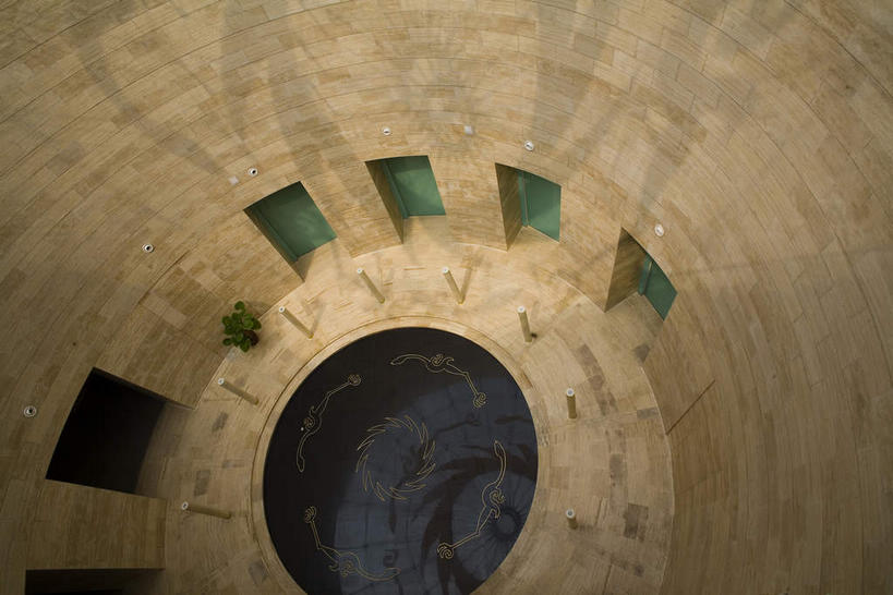 无人,横图,室内,白天,仰视,旅游,度假,建材,名胜古迹,天花板,标志建筑,地标,建筑,中国,亚洲,破旧,遗迹,陈旧,纹路,材料,纹理,砖,砖块,古迹,文物,娱乐,建设,古建筑,废墟,享受,休闲,砖头,旅游胜地,放松,建造,四川省,残破,古文明,东亚,四川,成都,成都市,肌理,中华人民共和国,省会,西南地区,川,青羊区,石料,彩图,低角度拍摄,砌墙砖,金沙遗址