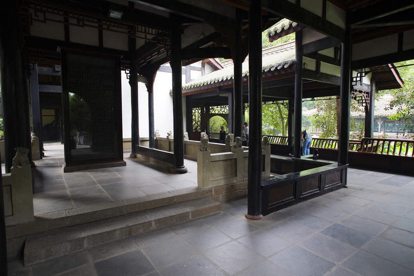 无人,寺庙,栏杆,横图,室外,白天,正面,旅游,度假,名胜古迹,楼梯,标志建筑,地标,建筑,中国,亚洲,节日,遗迹,柱子,阶梯,围栏,走道,走廊,过道,燃烧,古迹,文化,文物,娱乐,建设,古建筑,护栏,台阶,香火,庙宇,祈祷,享受,休闲,健康,旅游胜地,放松,许愿,宗教,祠堂,信仰,四川省,纪念,祈求,祠庙,古文明,东亚,四川,成都,成都市,中华人民共和国,省会,西南地区,川,武侯祠,平安,彩图,庙,寺,君臣合祀祠庙