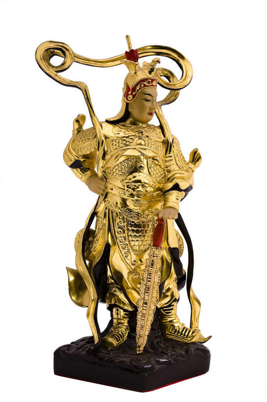 东方人,一个人,无人,站,竖图,室内,特写,白天,白色背景,正面,安全,竞争,静物,帽子,金属制品,雕塑,亚洲,仅一个男性,仅一个人,一把,对抗,握,艺术,装饰,冲突,金属,雕刻,雕像,盔甲,丝绸,丝带,缎带,防护,拿,拿着,扭头,注视,黄种人,破坏,手叉腰,绸带,仅一个年轻男性,一个,工艺品,叉腰,观察,看,站着,转头,金色,武器,战争,握着,摄影,影棚,单个,观看,纪念,保护,美术,损坏,察看,剑,攻击,威胁,对立,关注,矛盾,摄影棚,兵器,主题,保险,防御,陈列,铠甲,功能,美学,敌对,挫败,斗争,抗拒,抗衡,杀伤,威慑,防具,防卫,短剑,百兵之君,短兵,单手叉腰,平安,危险,男人,男性,年轻男性,亚洲人,站立,彩图,全身,影棚拍摄,拍摄,甲胄