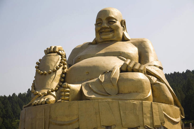 东方人,一个人,无人,坐,盘腿,横图,室外,白天,仰视,旅游,度假,名胜古迹,标志建筑,地标,建筑,雕塑,中国,亚洲,仅一个男性,仅一个人,阴影,服装,遗迹,艺术,装饰,光线,雕刻,雕像,影子,黄种人,光脚,古迹,文物,娱乐,建设,古建筑,山东,一个,衣服,蓝色,蓝天,天空,阳光,工艺品,天,仅一个老年男性,享受,休闲,赤脚,旅游胜地,放松,服饰,晴朗,单个,纪念,美术,衣着,穿着,主题,陈列,佛祖,古文明,东亚,佛陀,山东省,济南,万里无云,中华人民共和国,华东地区,省会,功能,美学,鲁,济南市,衣饰,圣人,佛教创始者,乔达摩.悉达多,如来佛祖,释迦佛,释迦牟尼,我佛如来,老年男性,男人,男性,亚洲人,晴空,晴空万里,盘腿而坐,盘膝,盘着腿的,盘着腿坐,双腿交叉,坐着,彩图,低角度拍摄,全身,舜耕山,千佛山,历山