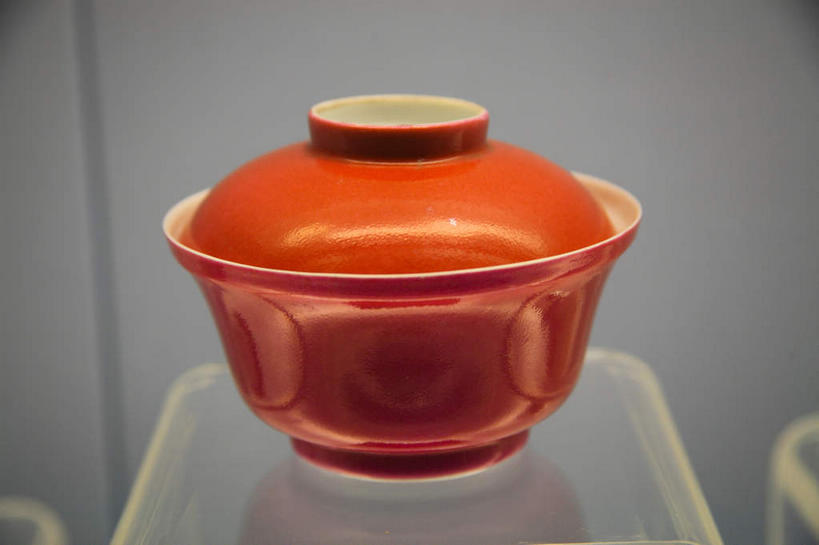 无人,商店,横图,俯视,室内,特写,白天,静物,灰色背景,陶瓷,褐色,陶瓷制品,一个,容器,柜台,碗,展示,摄影,影棚,单个,储藏,出售,储存,摄影棚,展示柜,彩图,高角度拍摄,影棚拍摄,拍摄,贮存