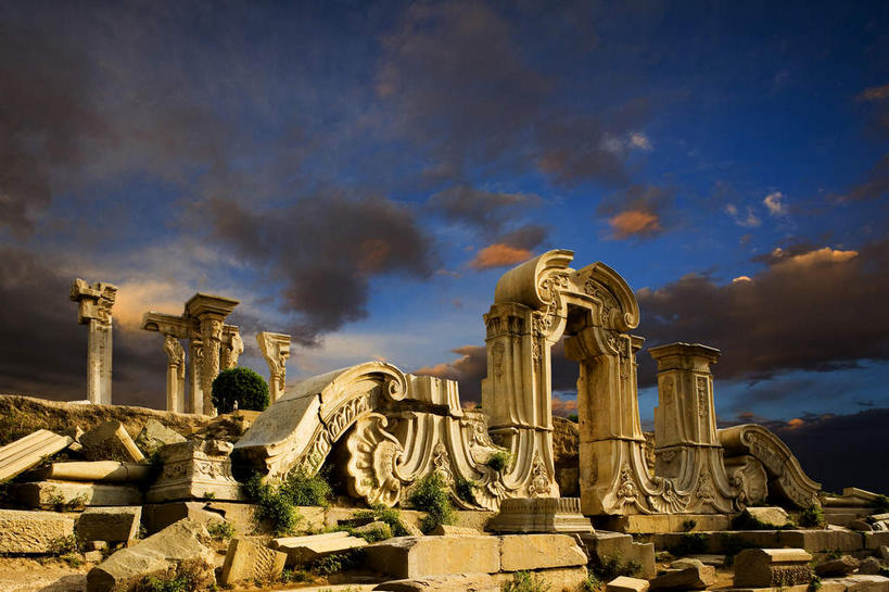 无人,公园,横图,室外,白天,仰视,旅游,度假,名胜古迹,标志建筑,地标,建筑,北京,圆明园,中国,亚洲,破旧,遗迹,陈旧,柱子,乌云,云,阴天,云朵,首都,云彩,古迹,文物,娱乐,建设,古建筑,废墟,天空,天,享受,休闲,旅游胜地,放松,昏暗,阴沉,残破,古文明,东亚,海淀区,中华人民共和国,北京市,京,北平,华北地区,彩图,低角度拍摄,圆明园遗址,圆明园遗址公园