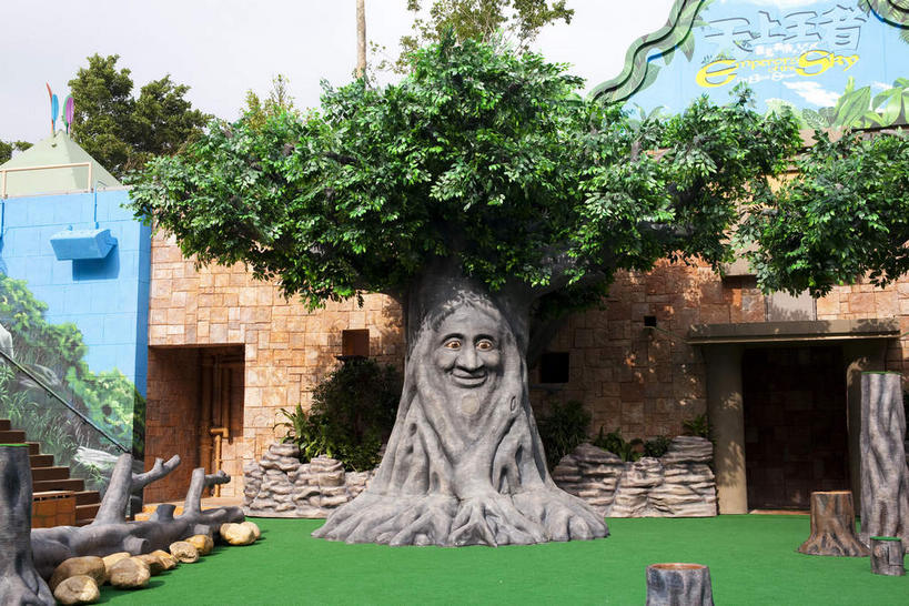 无人,横图,室外,白天,正面,度假,草地,草坪,美景,树林,植物,城市风光,城市,香港,中国,亚洲,阴影,光线,影子,景观,枝条,娱乐,草,树,树木,树枝,绿色,阳光,自然,享受,休闲,景色,放松,生长,成长,港,东亚,香港岛,香港特别行政区,港澳台,中华人民共和国,虬枝,枝杈,港岛,彩图,黄竹坑,香港海洋公园,拟人