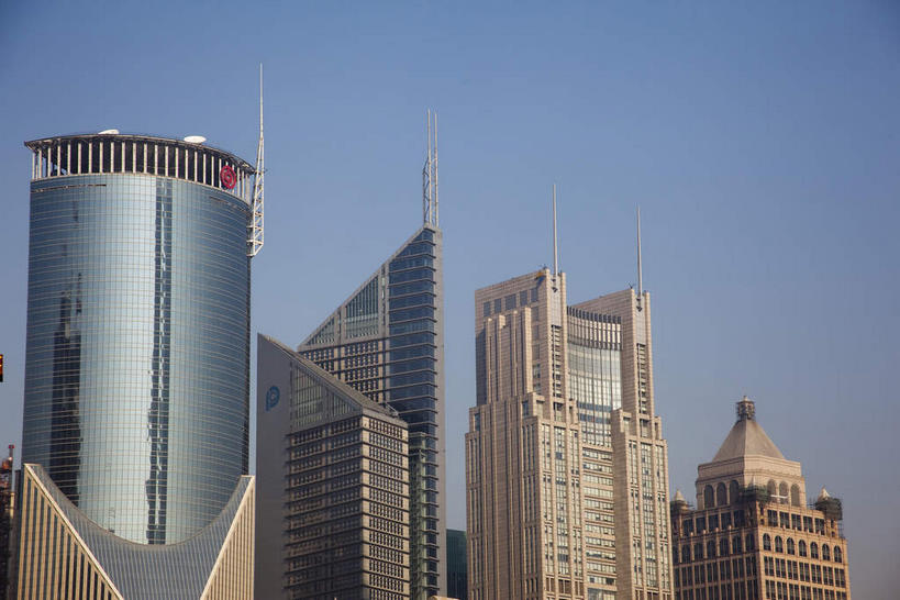 无人,高楼大厦,横图,室外,白天,仰视,度假,美景,城市风光,标志建筑,城市,大厦,地标,建筑,摩天大楼,上海,中国,亚洲,阴影,光线,影子,景观,娱乐,建设,浦东,中银大厦,蓝色,蓝天,天空,阳光,天,享受,休闲,景色,放松,晴朗,申,金融中心,陆家嘴,陆家嘴金融贸易区,浦东新区,东亚,上海市,万里无云,中华人民共和国,沪,华东地区,晴空,晴空万里,彩图,低角度拍摄,大楼,高层建筑,高楼,摩天楼,上海中银大厦