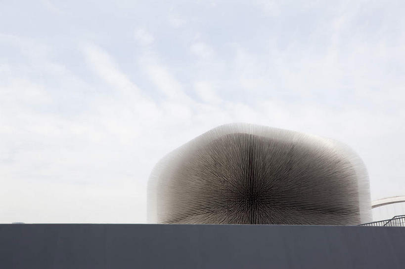 无人,博物馆,横图,室外,白天,仰视,旅游,度假,标志建筑,地标,建筑,上海,中国,亚洲,阴影,研究,光线,影子,云,云朵,教育,云彩,娱乐,建设,蓝色,白云,蓝天,天空,阳光,天,享受,休闲,上海世博馆,世博馆,英国馆,上海世博会,世博,世博会,旅游胜地,放松,晴朗,展览,申,欣赏,陈列,东亚,世博园,上海市,中华人民共和国,沪,华东地区,典藏,种子圣殿,晴空,彩图,低角度拍摄