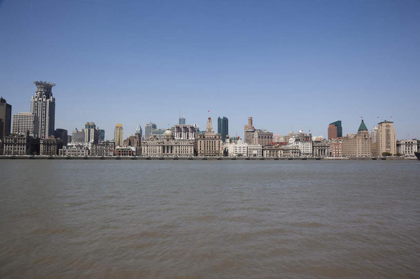 无人,家,高楼大厦,横图,全景,室外,白天,正面,度假,河流,美景,水,天际线,城市风光,标志建筑,城市,大厦,地标,建筑,摩天大楼,上海,中国,亚洲,阴影,波纹,光线,影子,房屋,屋子,河水,景观,水流,公寓,建筑群,涟漪,娱乐,建设,黄浦江,洋房,楼房,住宅,蓝色,倒影,蓝天,水纹,天空,阳光,外滩,波浪,天,享受,休闲,景色,放松,晴朗,申,倒映,黄浦区,外滩中心,东亚,威斯汀大酒店,中山东一路,上海市,万里无云,中华人民共和国,沪,华东地区,水晕,反照,晴空,晴空万里,彩图,房子,大楼,高层建筑,高楼,摩天楼,黄埔滩,上海外滩,外黄埔滩,河南中路,上海外滩中心,上海威斯汀大饭店,威斯汀大饭店